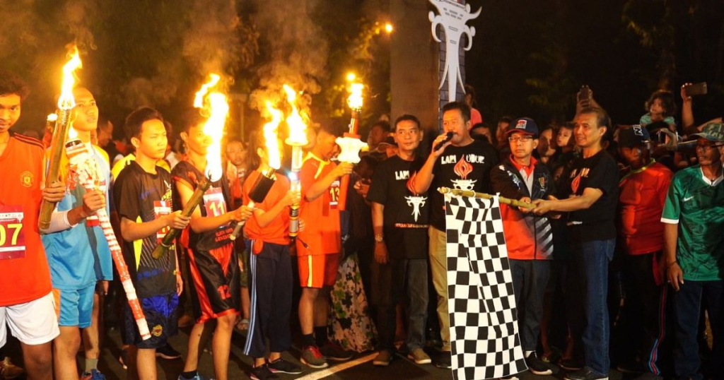 Tradisi Lokal Indonesia Perkuat Semangat Kemerdekaan 2025: 7 Ritual Warisan yang Masih Hidup